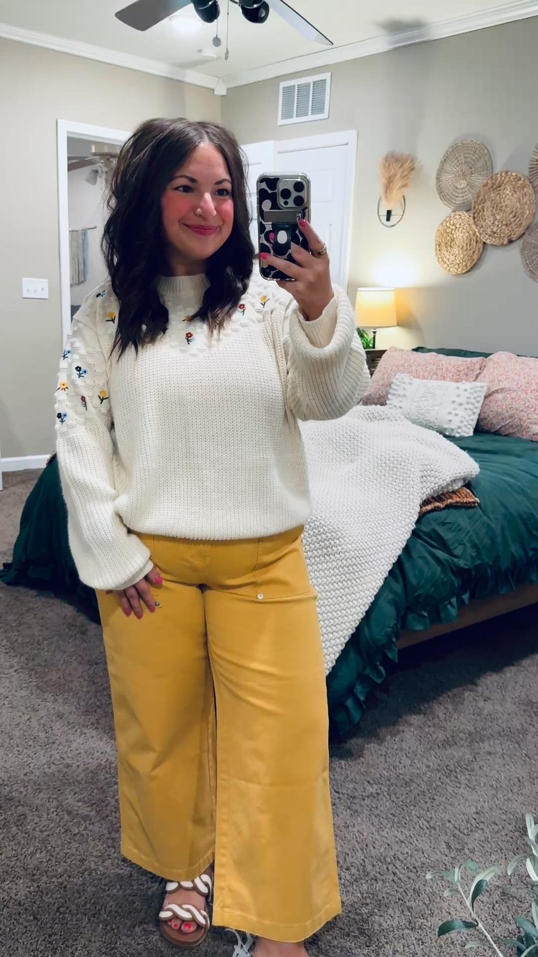 Bringing a little spring to the classroom 🌷 Paired some fun colored pants with this floral sweater from Amazon and I’m obsessed with how fun (but still comfy) it is!

sandals: fit true to size // wearing a 5
jeans: fit small // wearing an XL (fit like a large)
sweater: fits small // wearing an XL (fits like a large) 

 