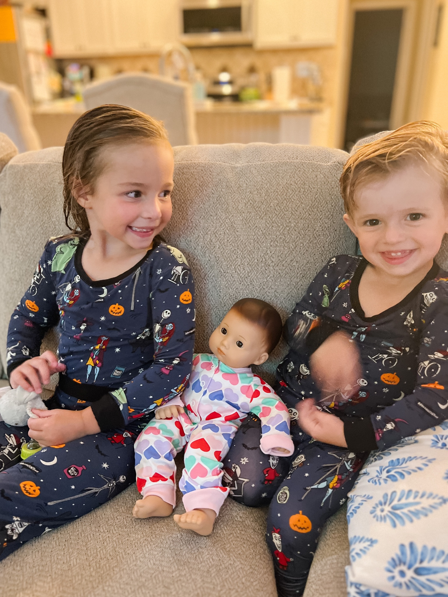 I am late to the party but I have to admit, these things are amazing 👻 #sleepies

#LTKHoliday #LTKbaby #LTKkids