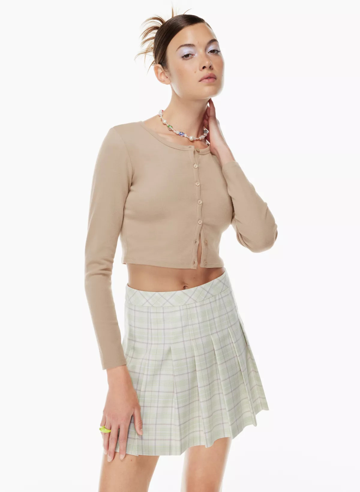 BESTHUG™ APPLE LONGSLEEVE | Aritzia