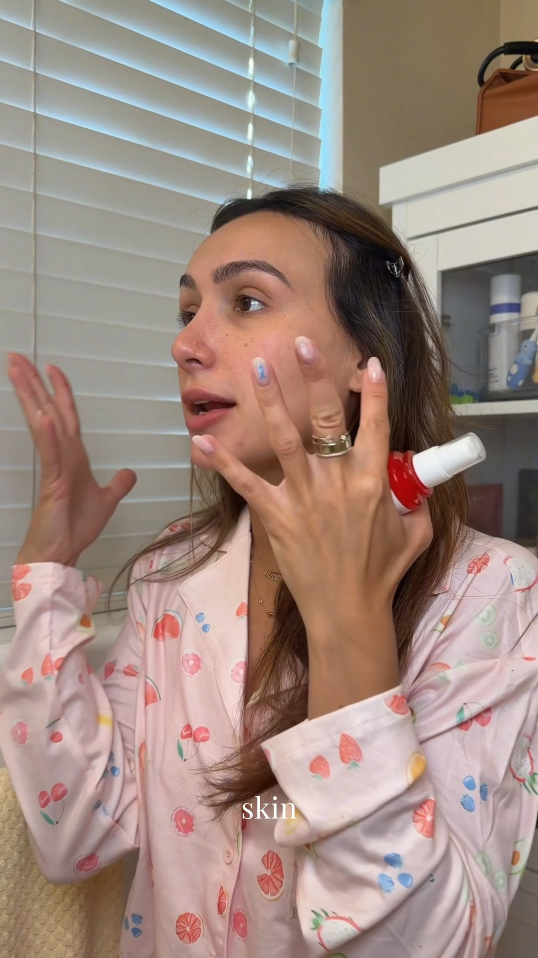 Absolutely loving the @kiehls 1cc* CollaShot Plumping Serum! It plumps the skin, enhances the skin surface penetration and has rhamnose and vitamin B12 for its pink color and to target visible signs of aging due to collagen loss. It’s officially a MUST-have in my skincare routine and I couldn’t wait to share it with you! Linking it and a few more of my Kiehl’s favorites for you here! 

@shop.ltk #liketkit 
 #KiehlsPartner #Collashot #Skincare