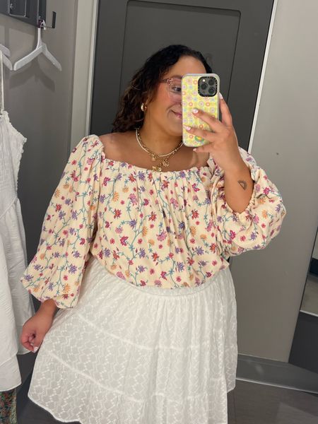 Floral off the shoulder top! 


#LTKplussize #LTKstyletip #LTKmidsize