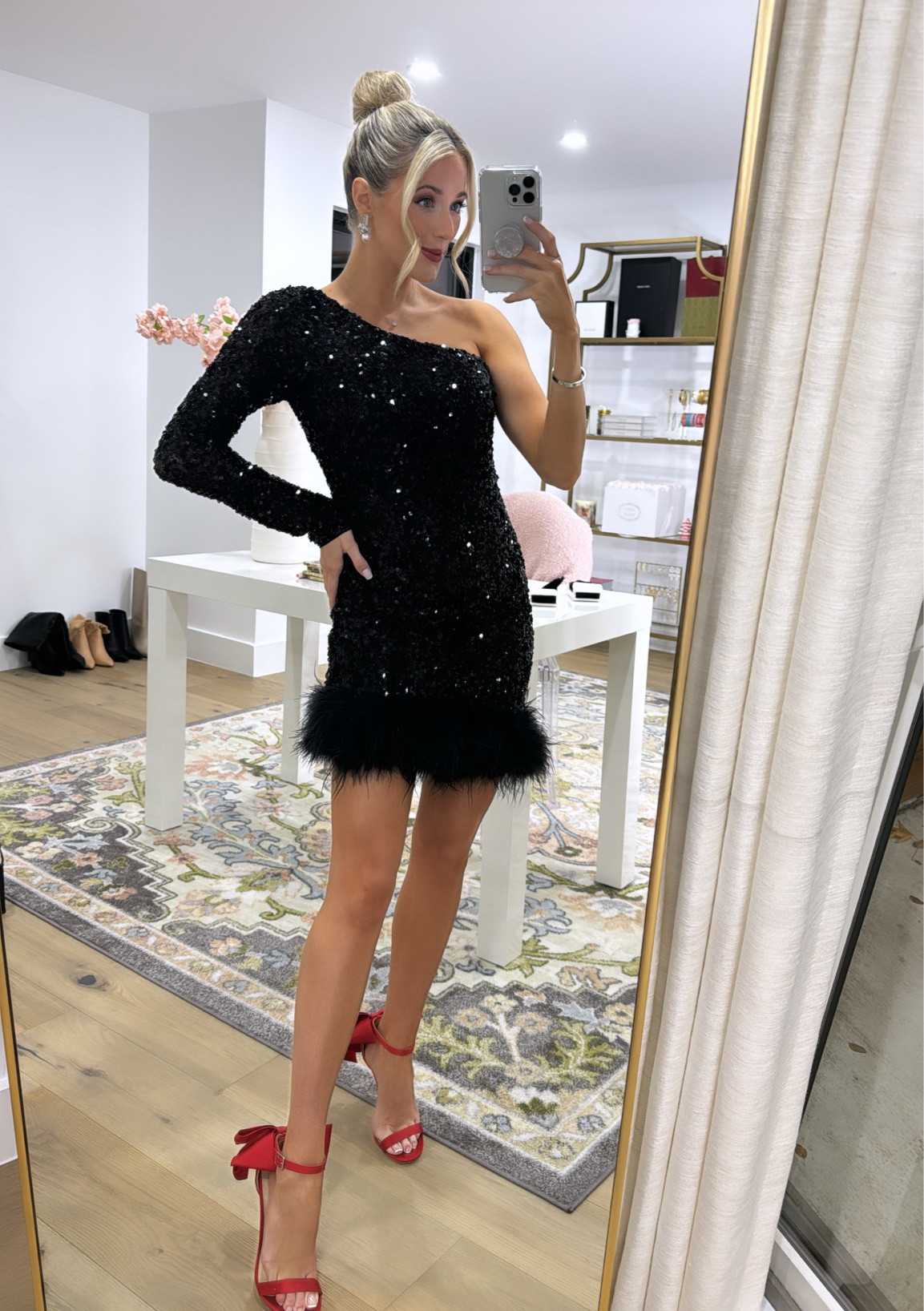 black dress colored heels Black V-Neck Maxi Dress With Long Sleeve And Slit