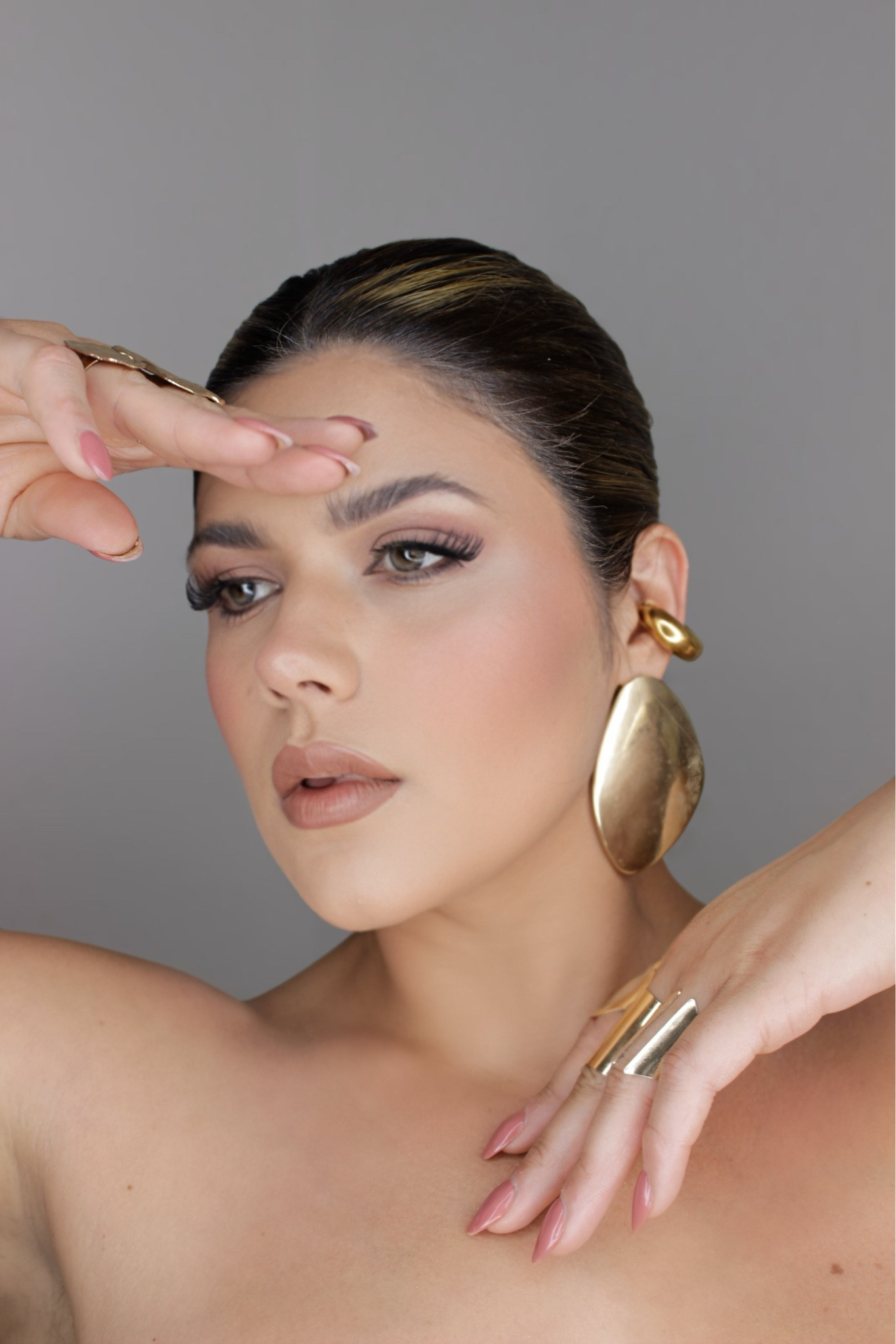     Shiny lips, flawless finish ✨

#LTKluxury #LTKbeauty #LTKuk