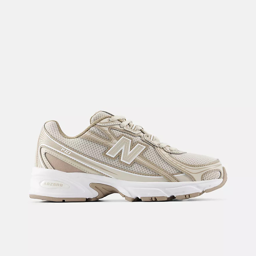 740 Lace | New Balance Athletics, Inc.