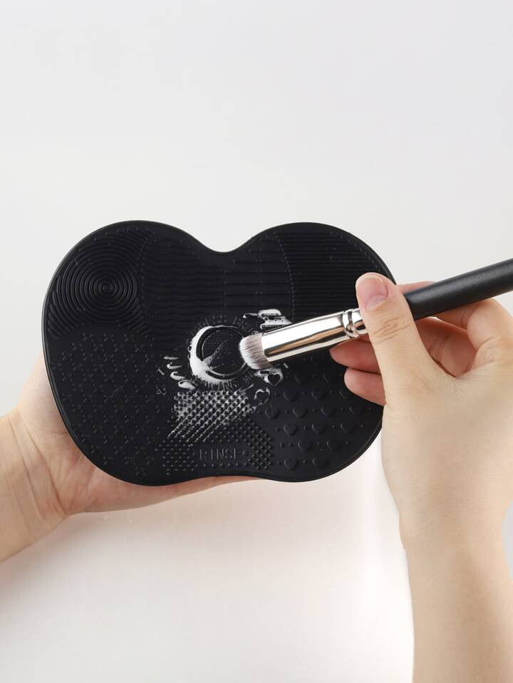 1pc Makeup Brush Cleaner Mat, Make Up Cleaning Mat Silicone Brush Cleaner Pad Portable Drying Was... | SHEIN