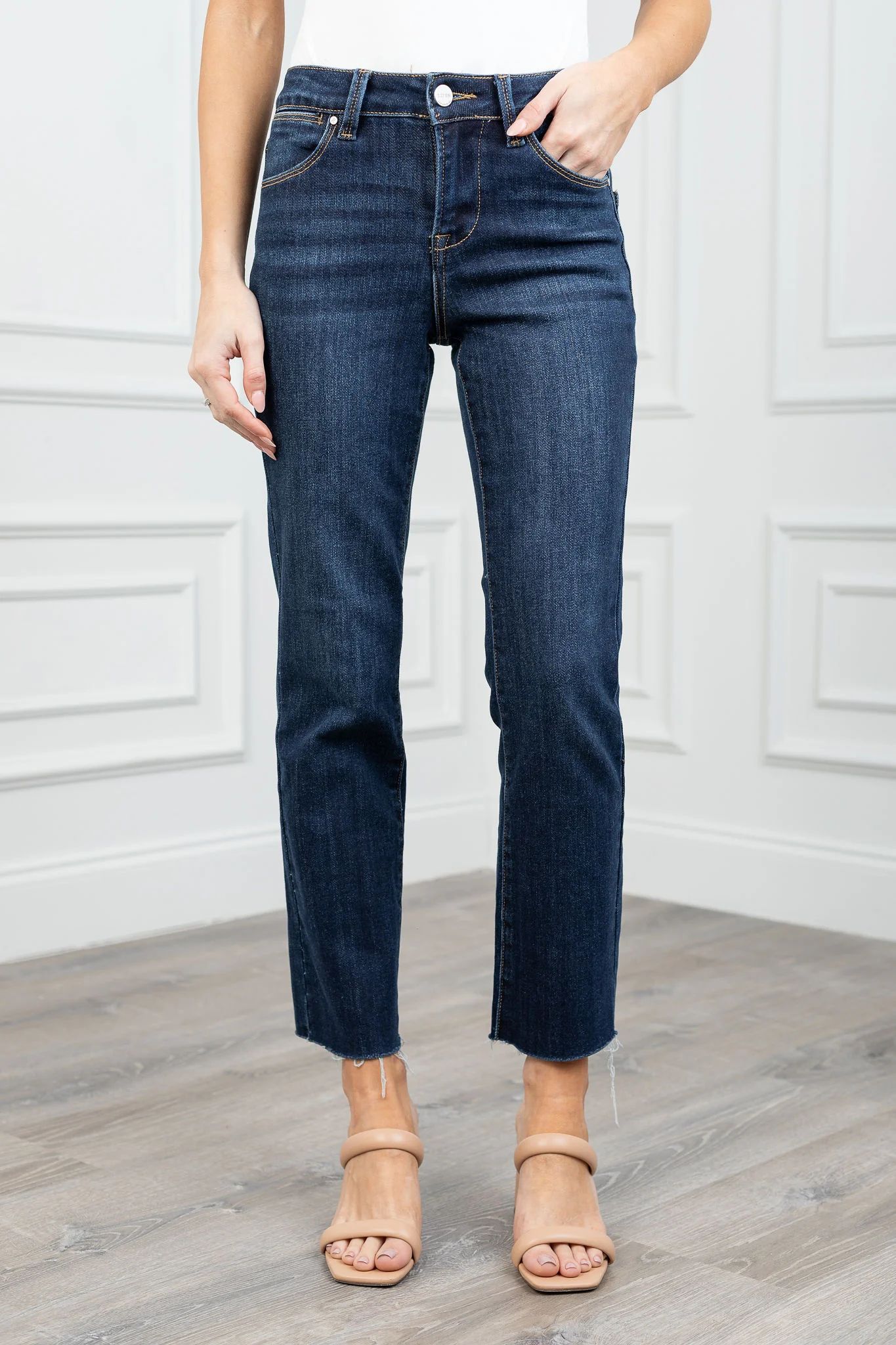 Becca Jeans | Avara