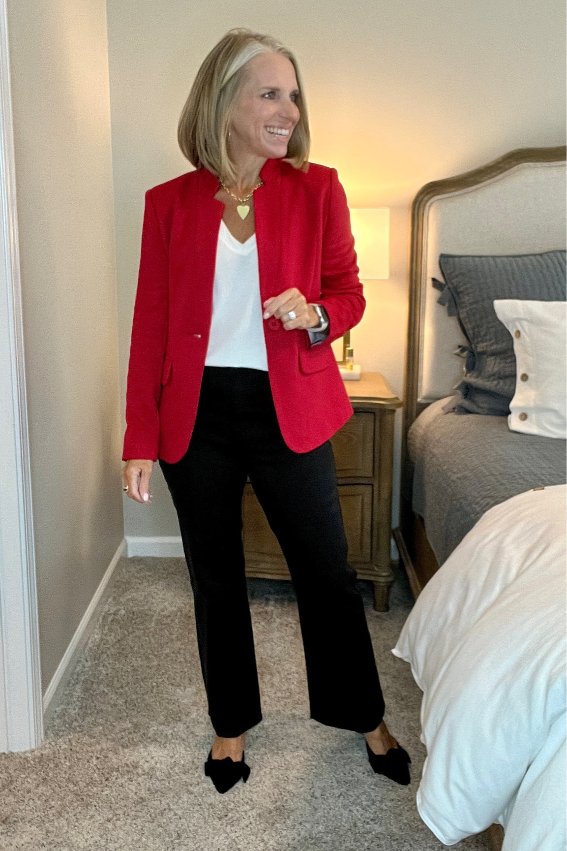 Gibsonlook’s ICONIC notch collar blazers are 30% off this weekend with code FOUNDER30 
I wear a small in these blazers. They are perfect for work or paired with jeans. Super comfy and easy to style 

The pants are Spanx kick crop and you can get 25% off $150+ order through tomorrow with code VIP25 

#LTKSaleAlert #LTKFindsUnder100 #LTKOver40