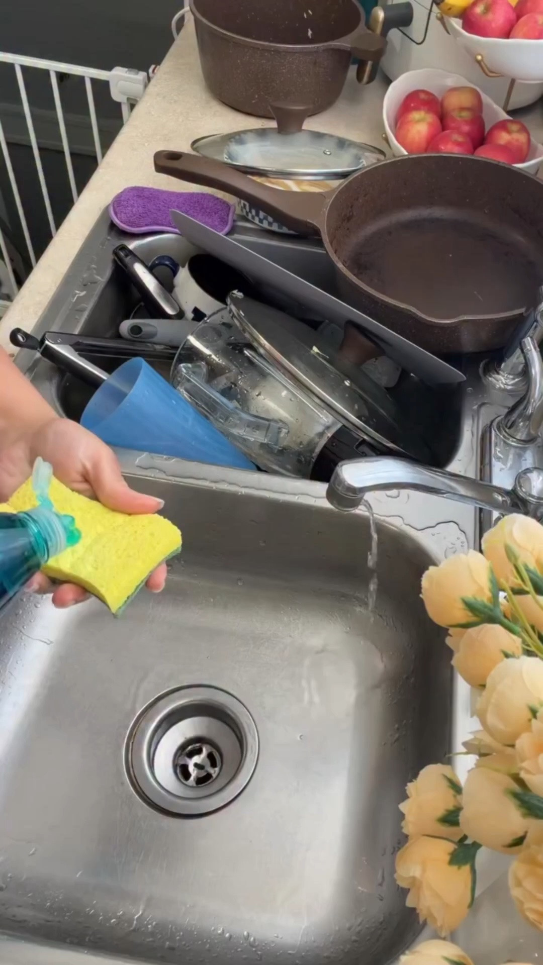 kitchen Cleaning Favorites!✨ Everything linked below for you!🫶
#cleaning #kitchenessentials #ltkfinds

#LTKHome #LTKSaleAlert #LTKvlog