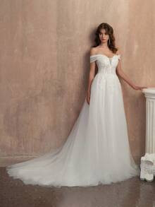 Off Shoulder Appliques Mesh Formal Dress | SHEIN