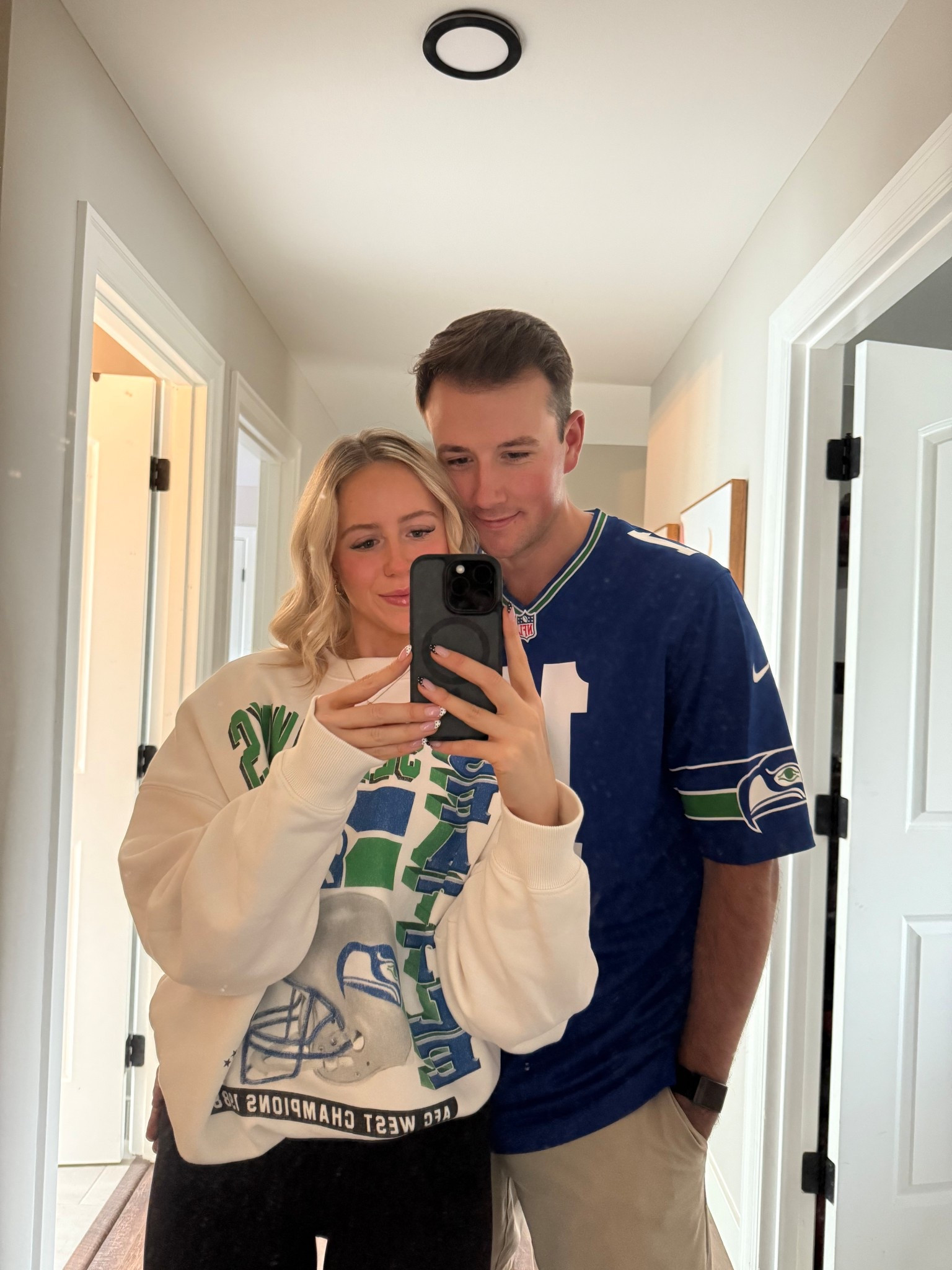 Sunday Football OOTD | men’s size medium Abercrombie 

#LTKHoliday #LTKGiftGuide #LTKdayinmylife