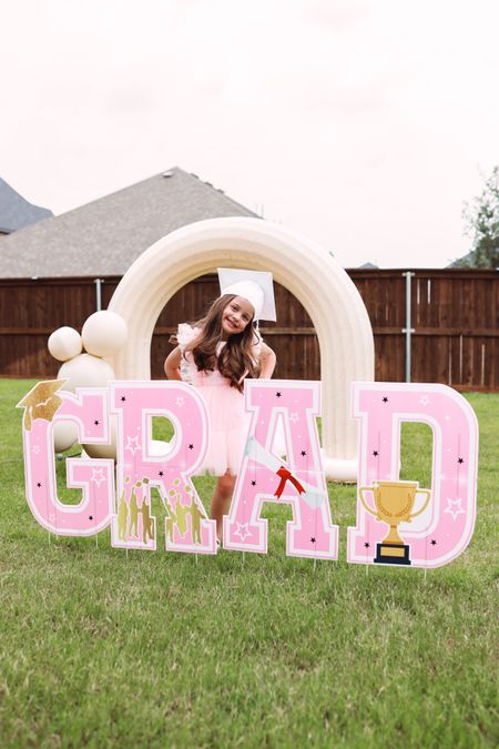 She loved these yard signs for photos + using them for graduation day too 🥰

#LTKVideo