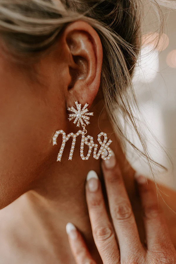 Mrs. Pearl Earrings | Impressions Online Boutique