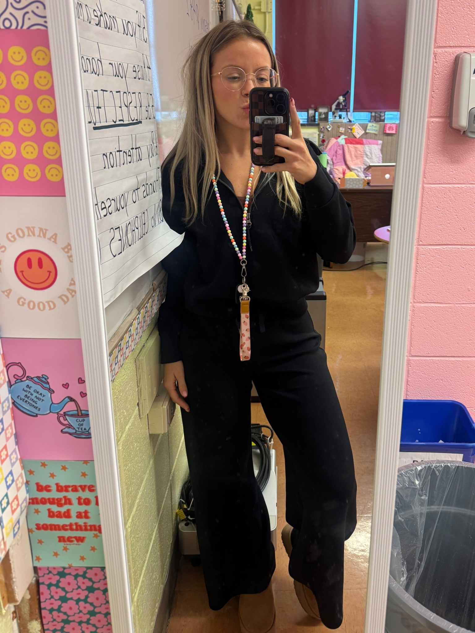 this set is definitely worth the hype😭softest thing I’ve ever put on my body! Wearing an xs in the top and small petite in the bottoms 

#LTKfall #LTKwinter #LTKcanada