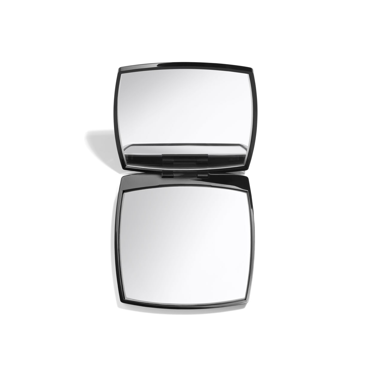MIROIR DOUBLE FACETTES Mirror Duo  | CHANEL | Chanel, Inc. (US)