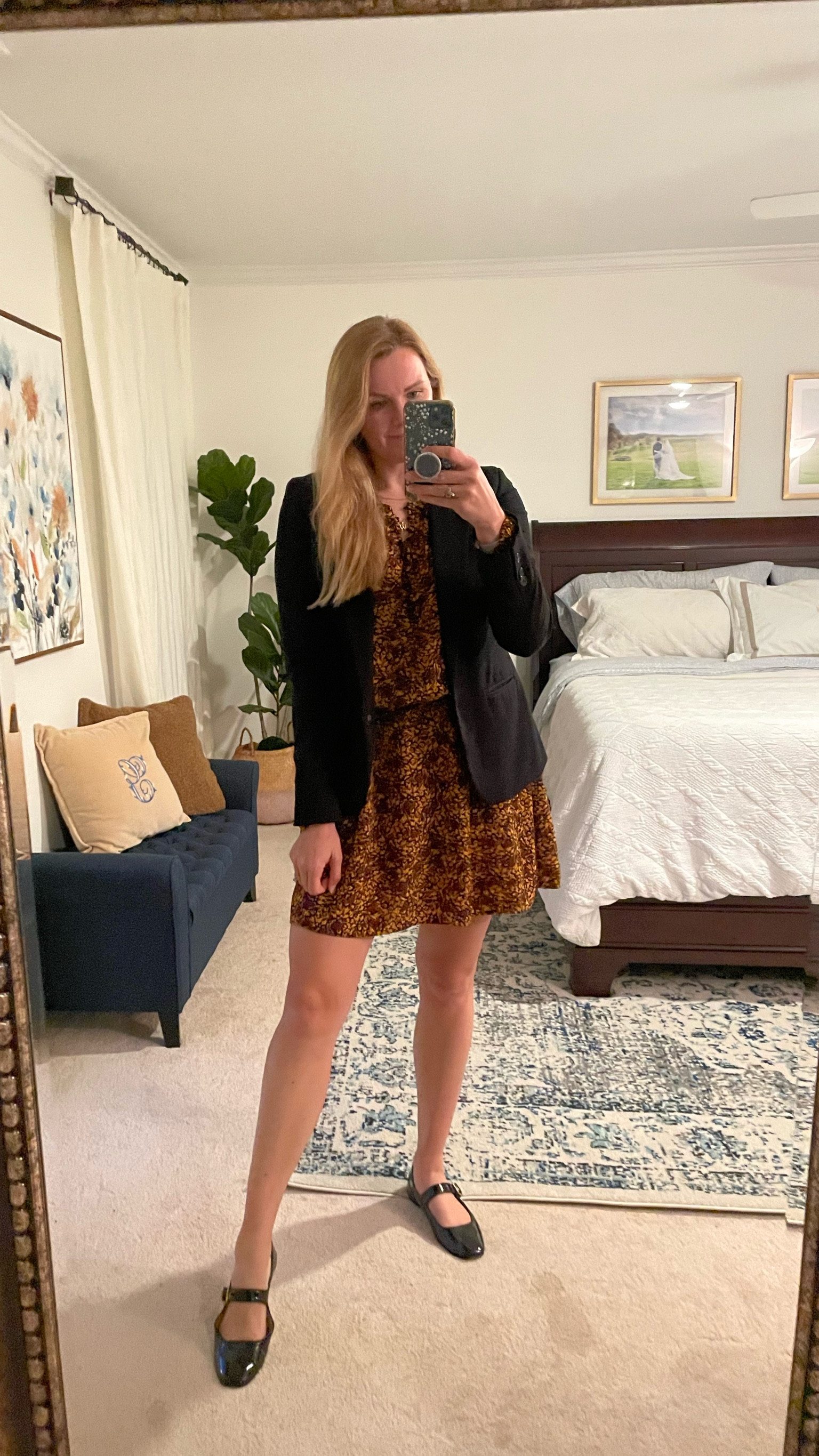 What I wore to work today — Brown, yellow & brown print mini dress with functional buttons down the front and elastic waist. Dress fits true to size

Black blazer is old but linked up similar

Mary Jane black patent flats. Fit true to size and super comfortable 

Fall work outfit idea 

#LTKSeasonal #LTKHoliday #LTKstyletip