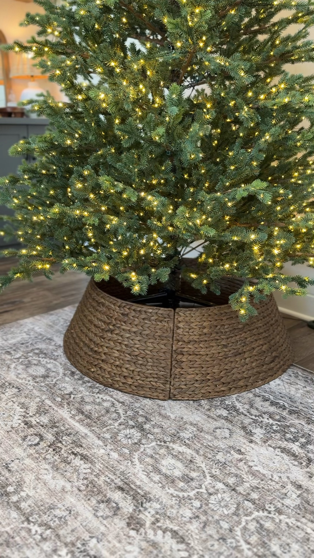 Christmas Tree collar, this Rattan tree collar is gorgeous!! ♥️👏🏻

#LTKHome #LTKSeasonal #LTKHoliday