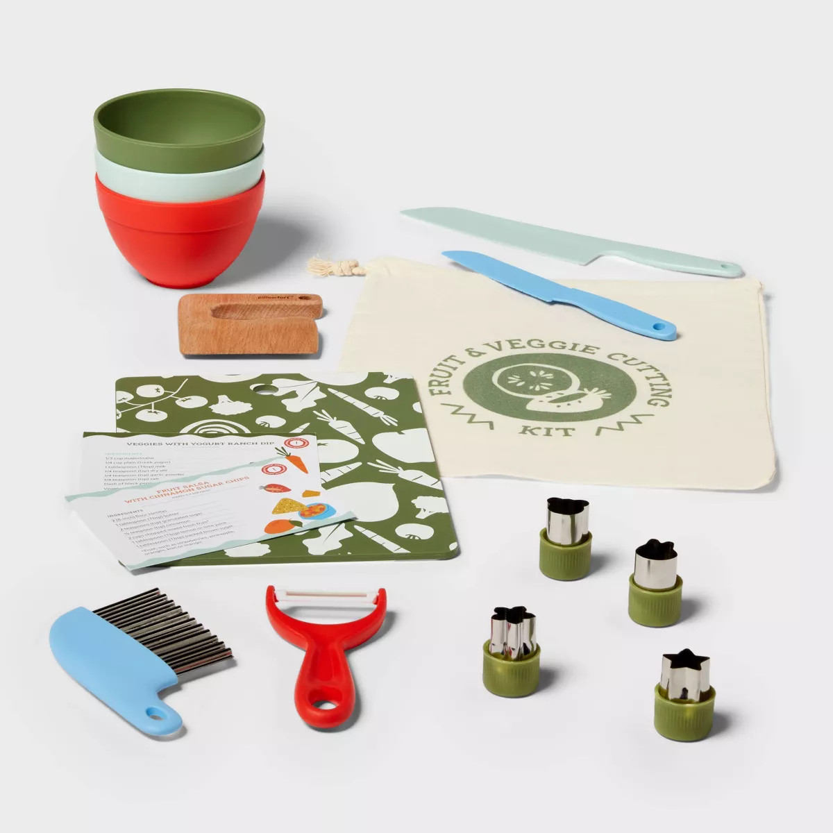 Kids' 16pc Fruit and Veggie Dinnerware Set - Pillowfort™ | Target