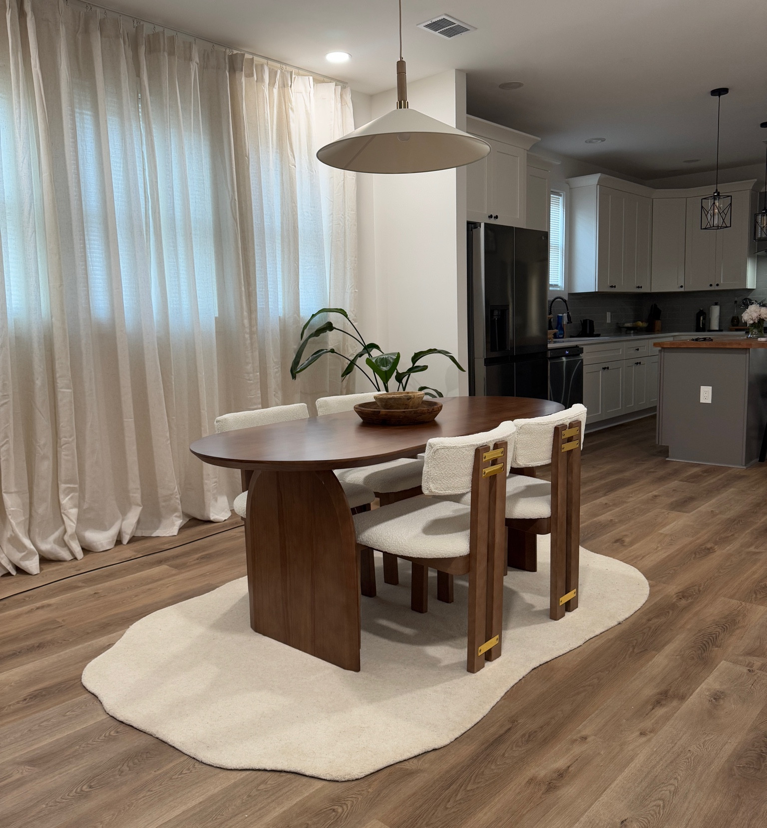 Dining room update 🫶🏽

#LTKFindsUnder100 #LTKGiftGuide #LTKHome