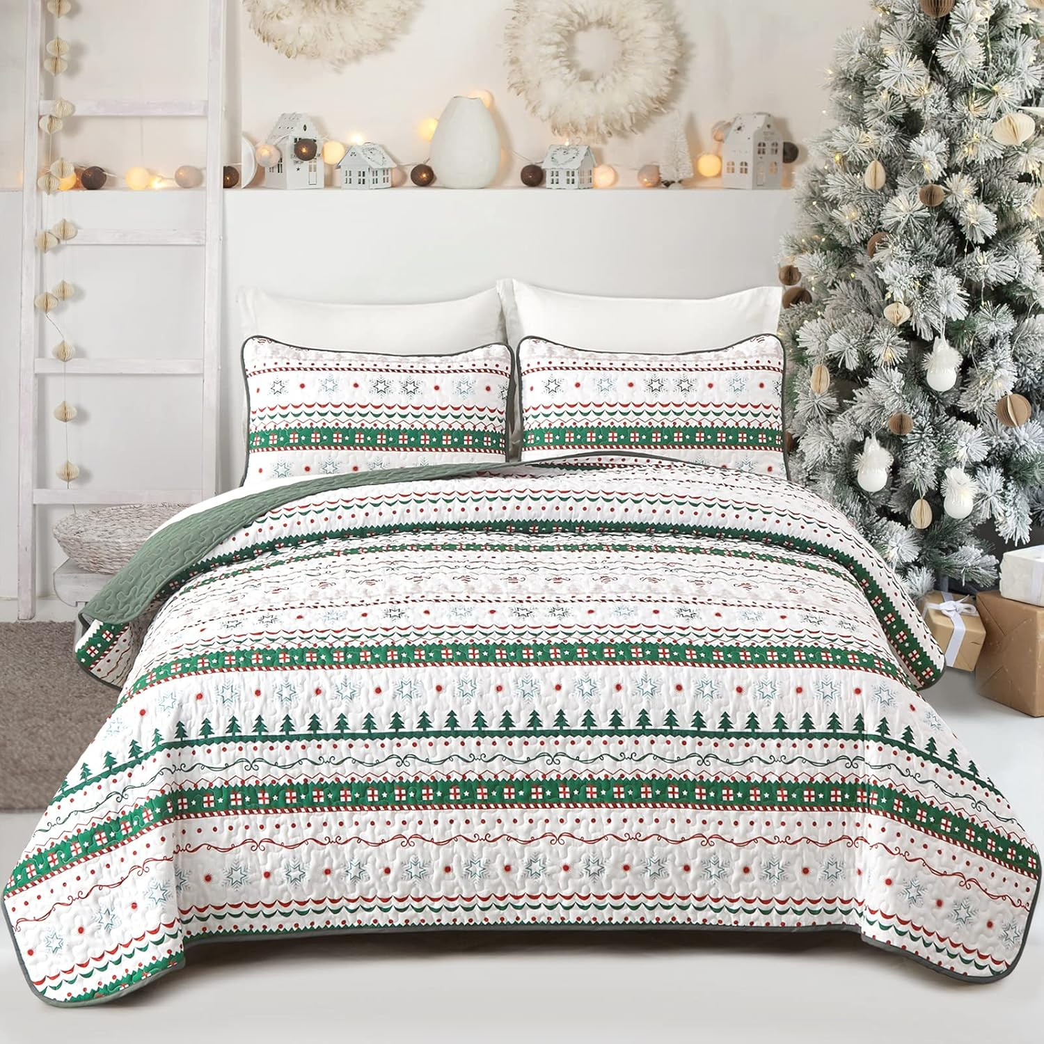 Anibedding Christmas Quilt Set Queen, 3 Pieces Christmas Bedding Coverlet Queen Size, Green Bedsp... | Amazon (US)