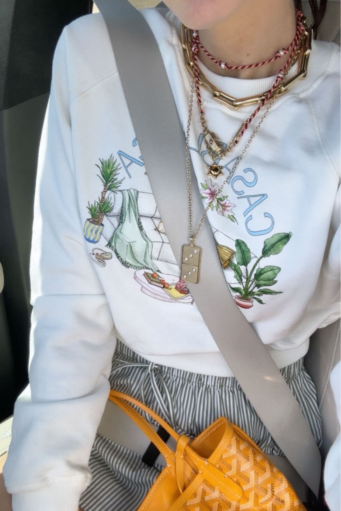 LOVING this fit!!

Fall fashion - fall ootd - women’s fashion - mom fashion - chic style - trending - skirt - mini skirt - sweatshirt - fall

#LTKStyleTip #LTKSeasonal