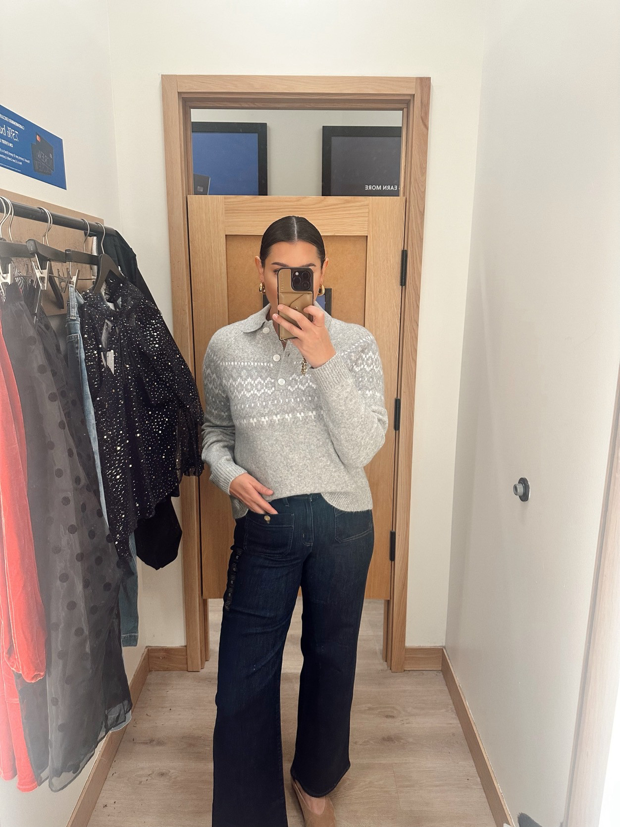 I'm in the medium, it runs generous! It's so soft! Highly recommend. 

I'm in the 29 of the dark jeans, but they're true to size so I need the size 30. 

I'm in the 30 of the light blue jeans, fit is TTS.  

 #LTKFindsUnder50 #LTKFindsUnder100