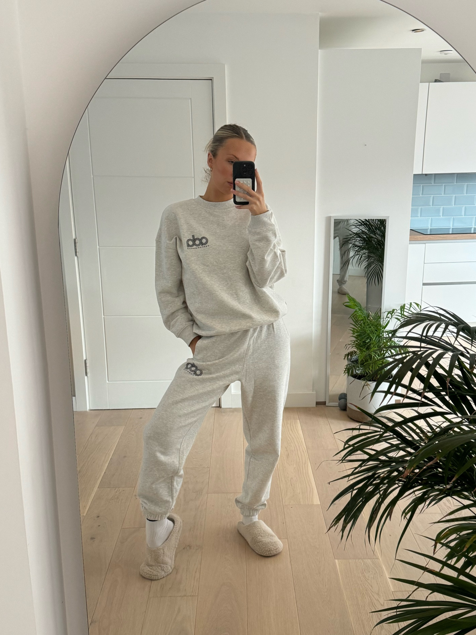 Fresh sweats heaven 🤌🏻🤍

#LTKbeauty #LTKfamily #LTKfitness