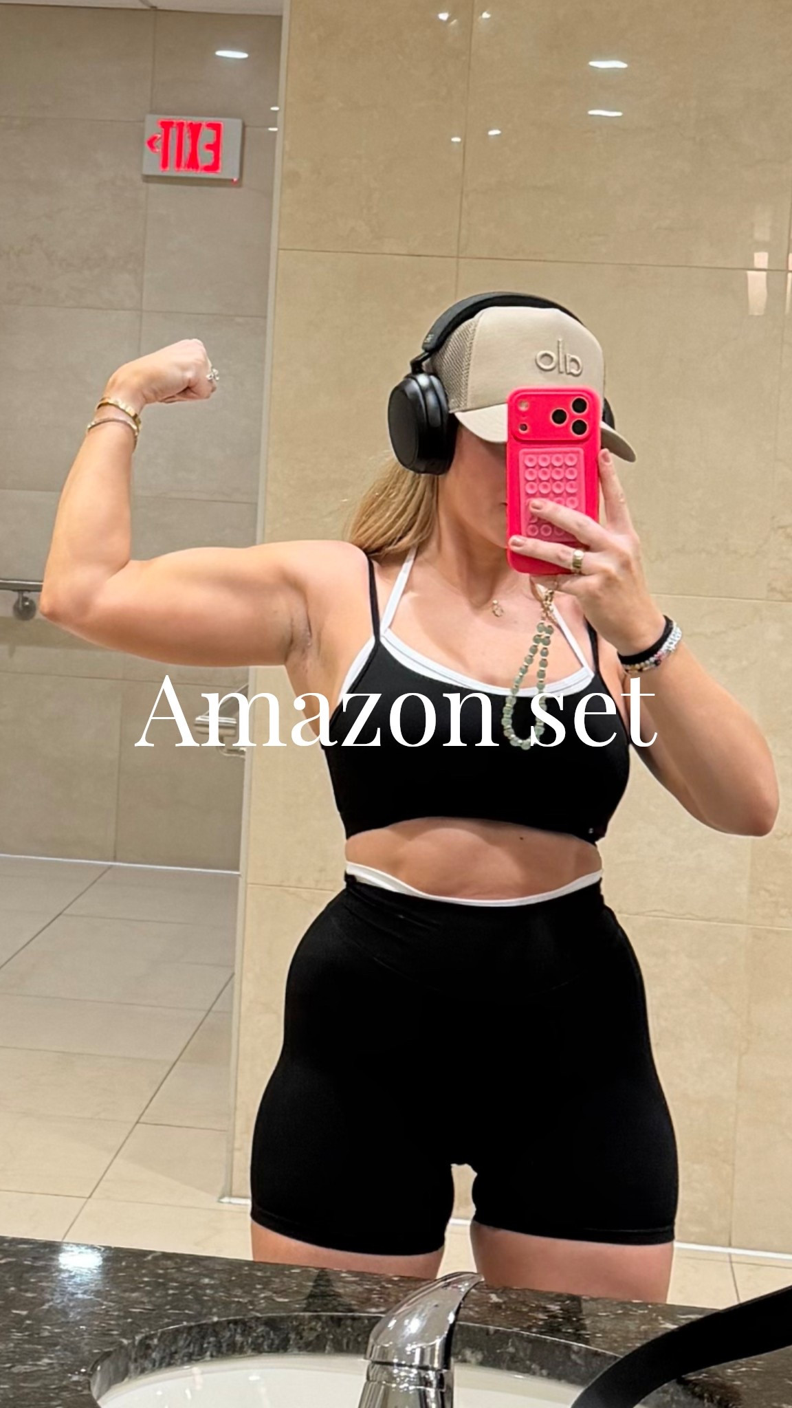 LOVE a black and white active set! 🖤🐼This double layer trend is so fun. Comes in 9 colors! Price matches quality IMO. Go for a darker color! Also shorts are longer- I’m here for it!! TTS. I’m wearing a S

#LTKmomlife #LTKActive #LTKfitnessgoals
