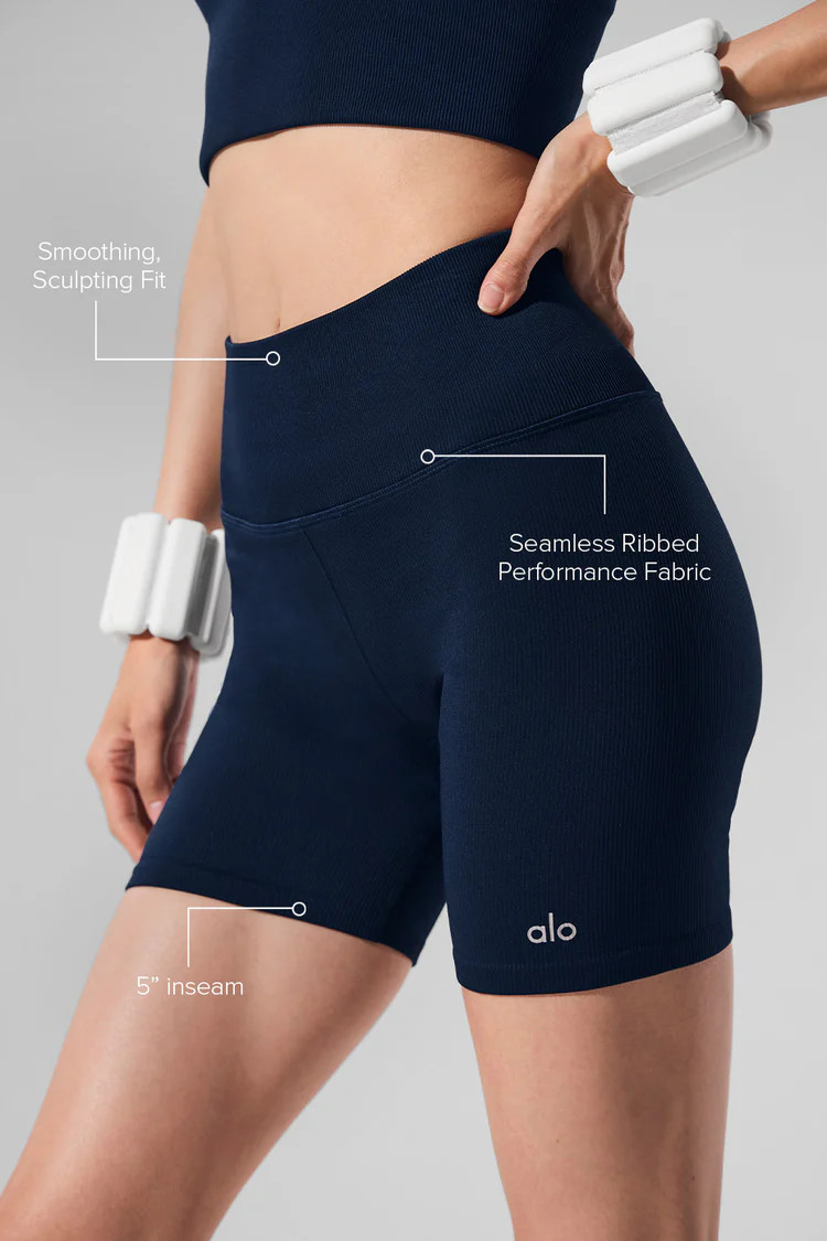 5" Seamless Ribbed Favorite Short | Alo Yoga (US)