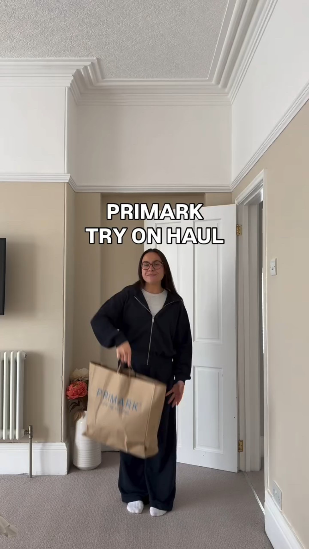 Primark Try On Haul 🧶🤎🍂

which is your favourite look?? 👀 I’m such a knitwear gal this time of year! 

•
•
•
#primark #tryonhaul #knitwear #fallfashion #fallfashiontrends #outfitideas  #autumnoutfits #autumnstyle #stylereels