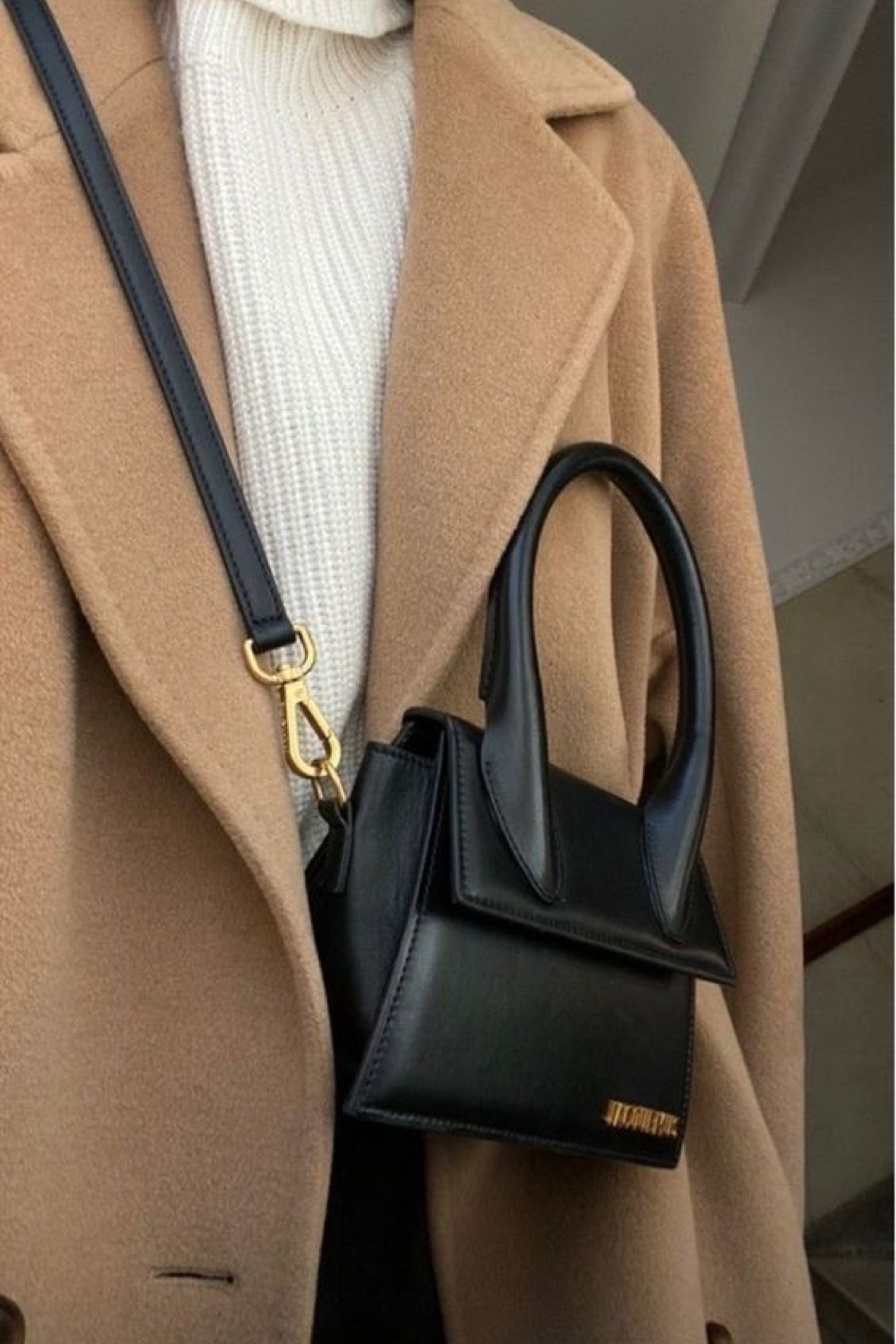 Lovely Everyday Bag for You 🌷| Jacquemus Medium Chicquito Black Bag

#LTKBacktoSchool #LTKItBag #LTKStyleTip