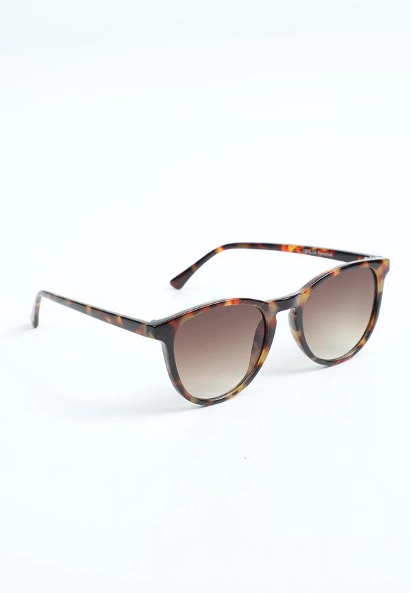 Daytripper Round Tortoise Sunglasses | Maurices