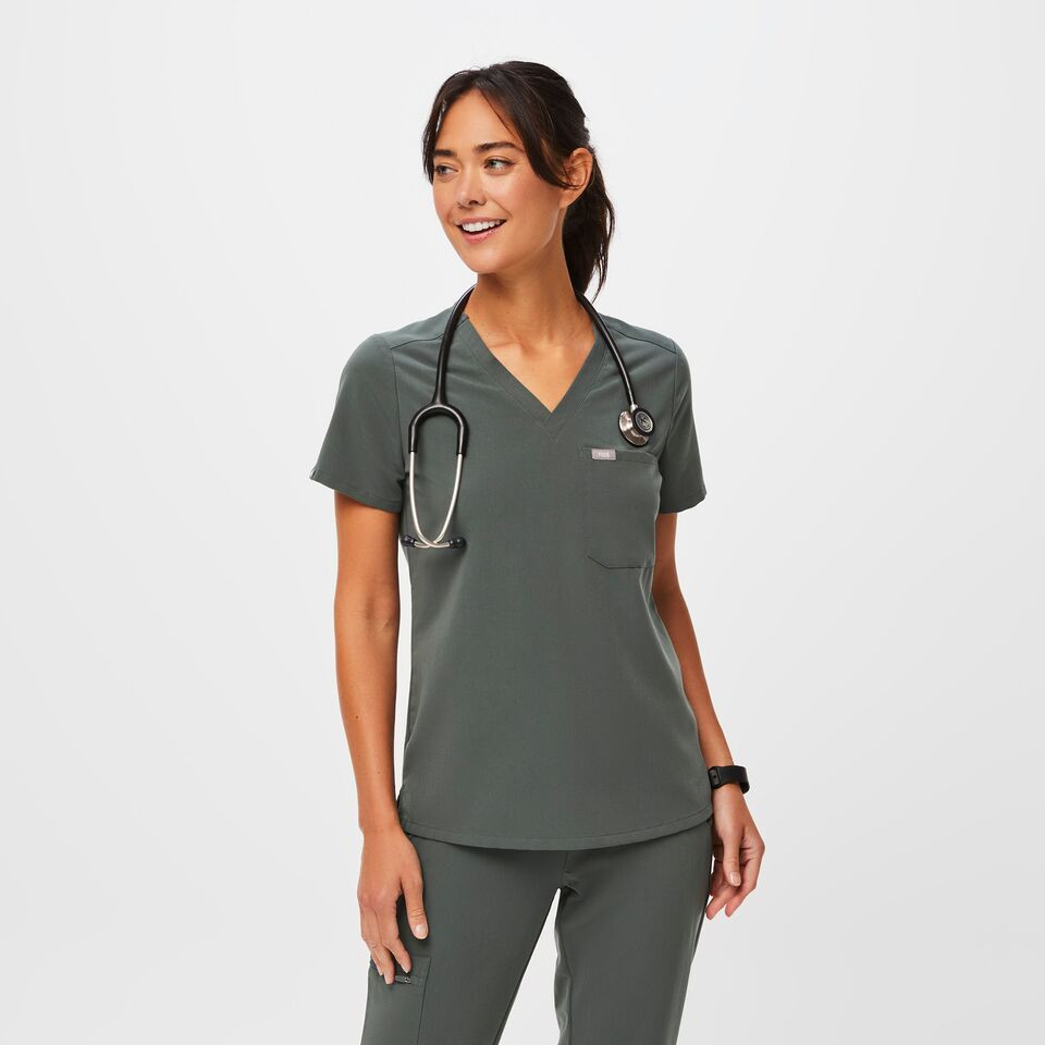 Catarina™ One-Pocket Scrub Top | FIGS