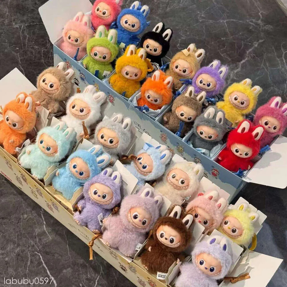 Économisez gros sur les achats en gros de Poupée Labubu Labubu Doll V4 Heart Code Series, Monst... | DH Gate FR