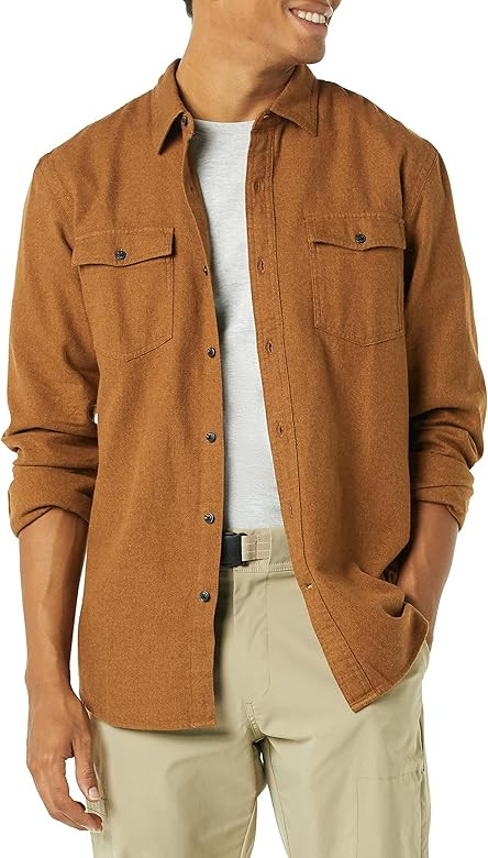 Amazon Essentials Men's Slim-Fit Long-Sleeve Two-Pocket Flannel Shirt | Amazon (US)