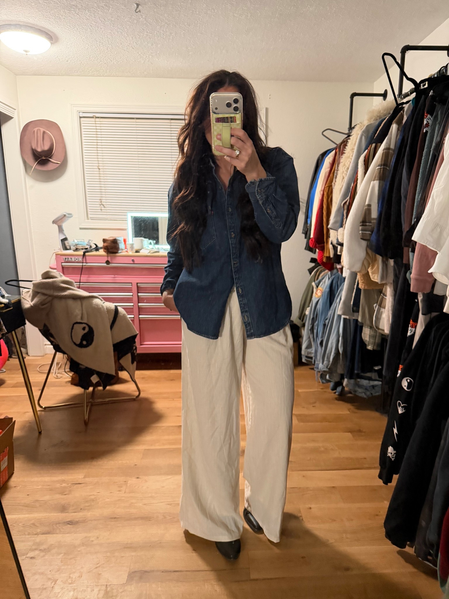 Casual Friday Work Look 💜