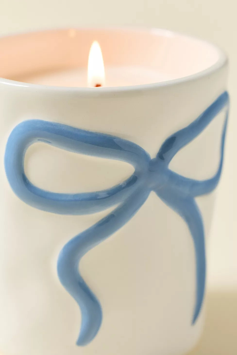 Bow Scented Candle | Urban Outfitters (US and RoW)