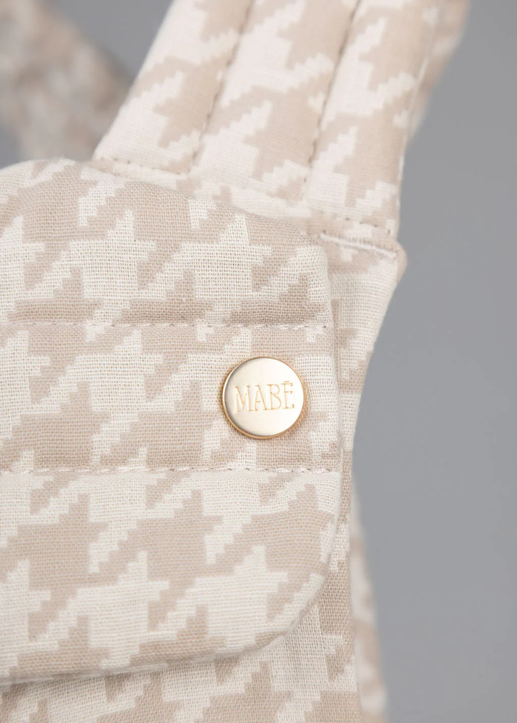 The Monarch Carrier - Houndstooth | Mabē