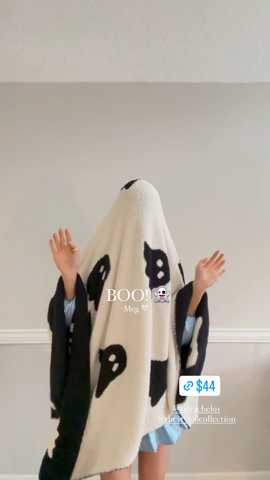 $44 Ghost blanket the styled collection 
Tia Booth 
Reversible blanket 
Barefoot dreams inspired blanket 
Fall style 
Fall home decor 
Halloween home decor 
Skeleton blanket 
Dupe blanket 
H blanket 

#LTKhome #LTKHalloween #LTKSeasonal
