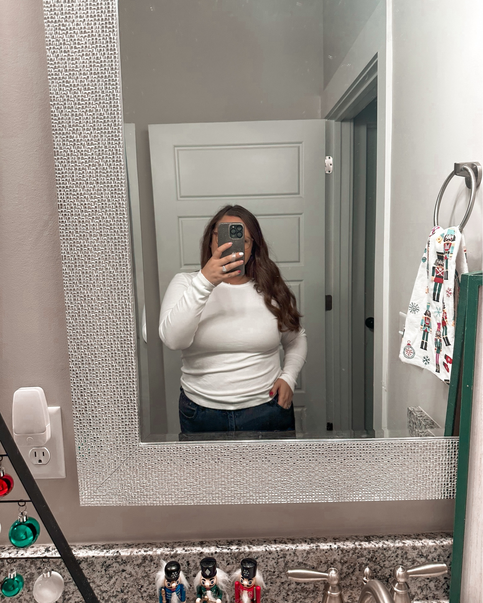 My favorite long sleeves for layering! They come in a 3 pack from Amazon with lots of color options, and they are SO soft!!

#LTKGiftGuide #LTKSaleAlert #LTKMidsize