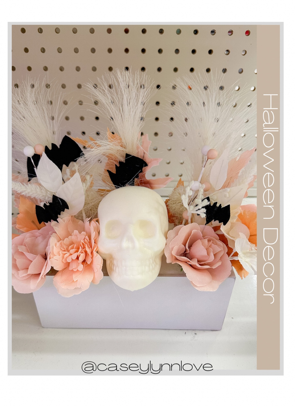 Hyde & Eek Halloween decor from Target.

Halloween home decor, floral Halloween decor, target finds, pink Halloween decor 

#LTKHalloween #LTKhome #LTKSeasonal