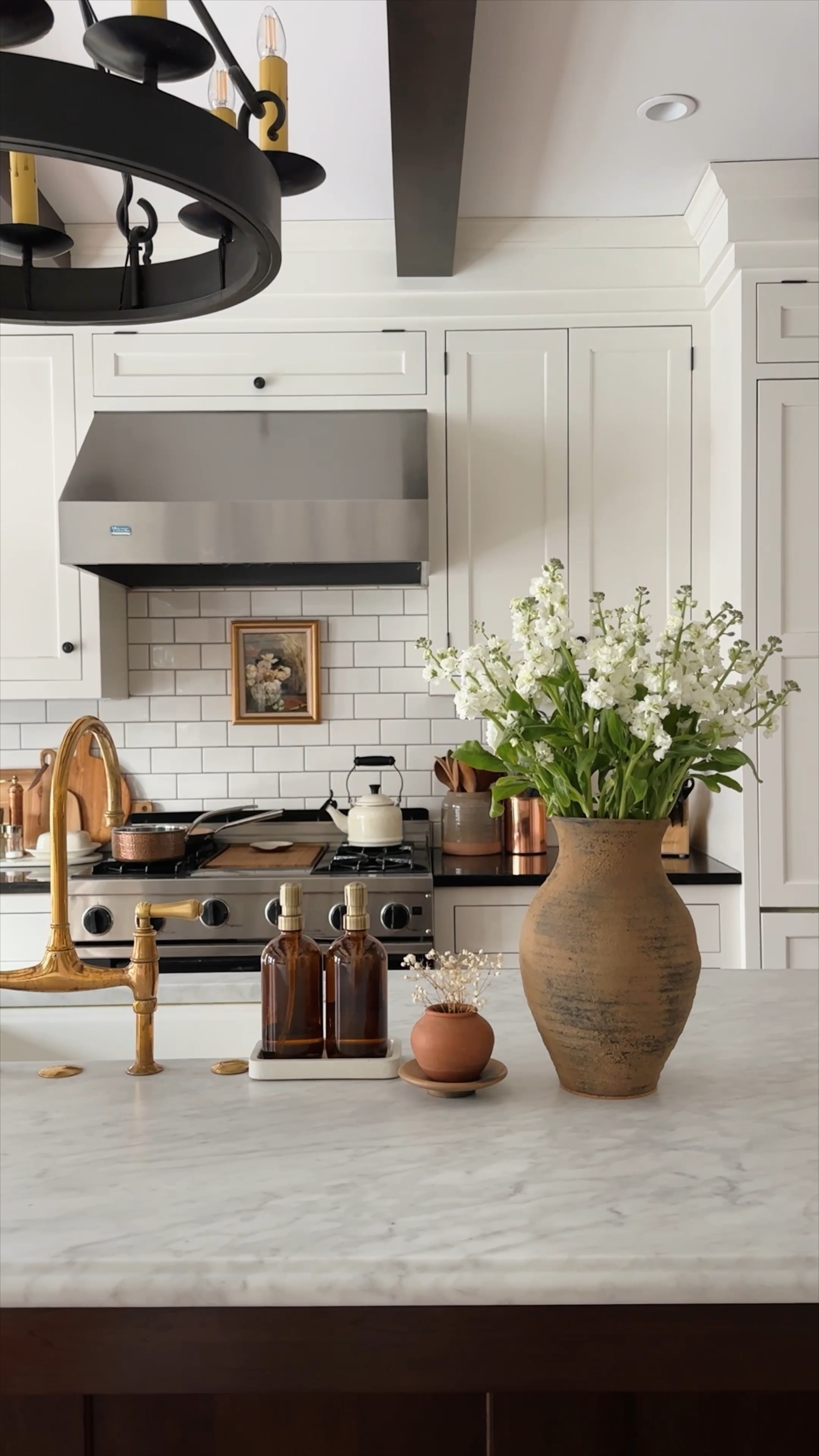 One thing about me is that I’ll buy flowers and move them around the house -  *portable decor*. Linking this vase and other earth tones vases that I own and love. *FYI - this vase has increased a lot in price since I bought it but if you love it, make sure to save it bc they do have some frequent sales  

#LTKhome #LTKstyletip