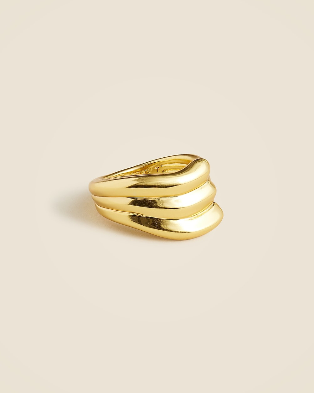 Ridged sculptural ring | J. Crew US