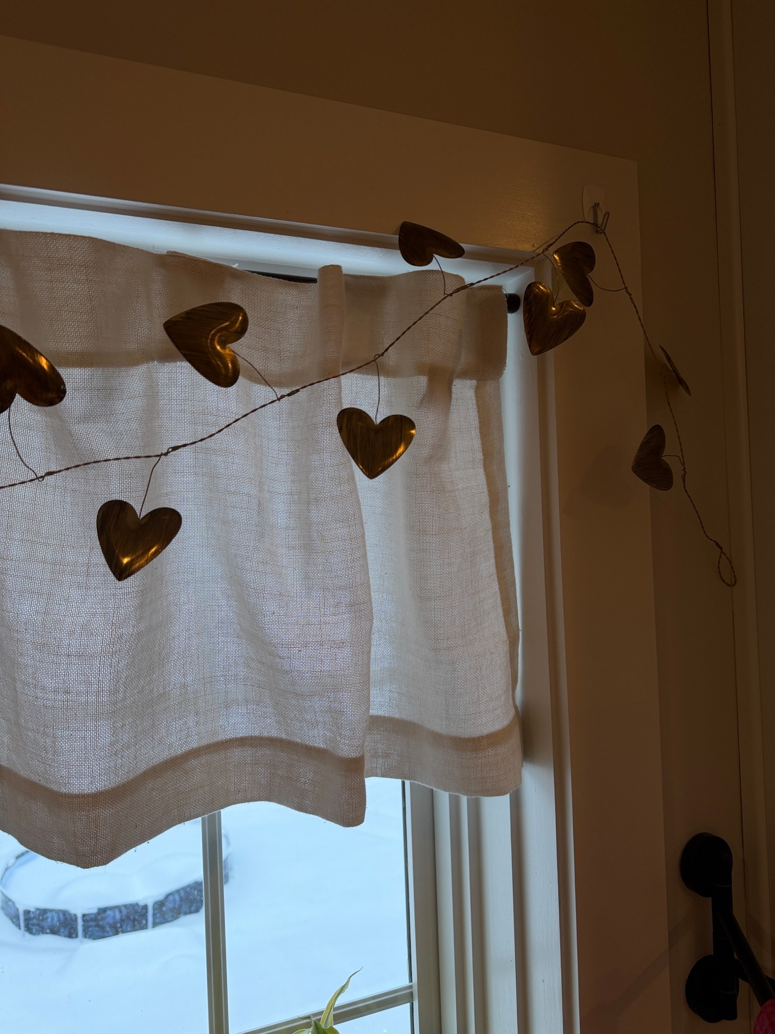 valentine’s day kitchen decor  💕

#LTKHome #LTKSaleAlert #LTKValentine