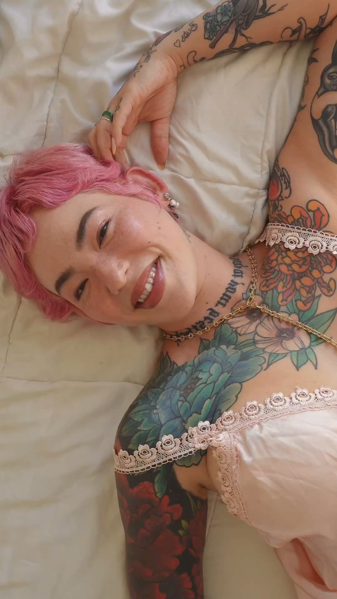 Easy rose mauve toned makeup 

#LTKStyleTip #LTKSeasonal #LTKBeauty