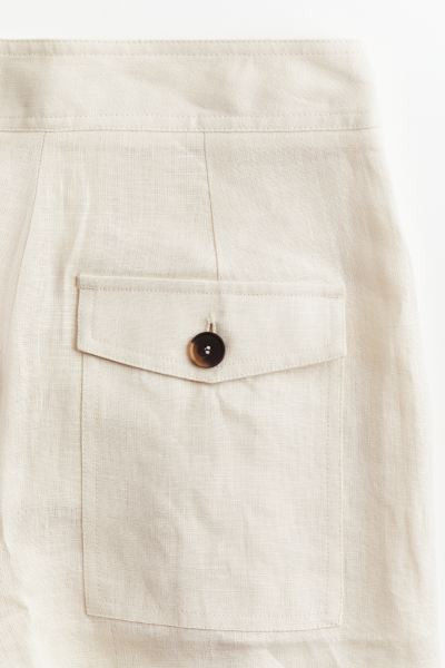 Pantalón corto de lino - Talle alto - Corto - Crema - MUJER | H&M ES | H&M (FR, IT, ES, PT, BE)
