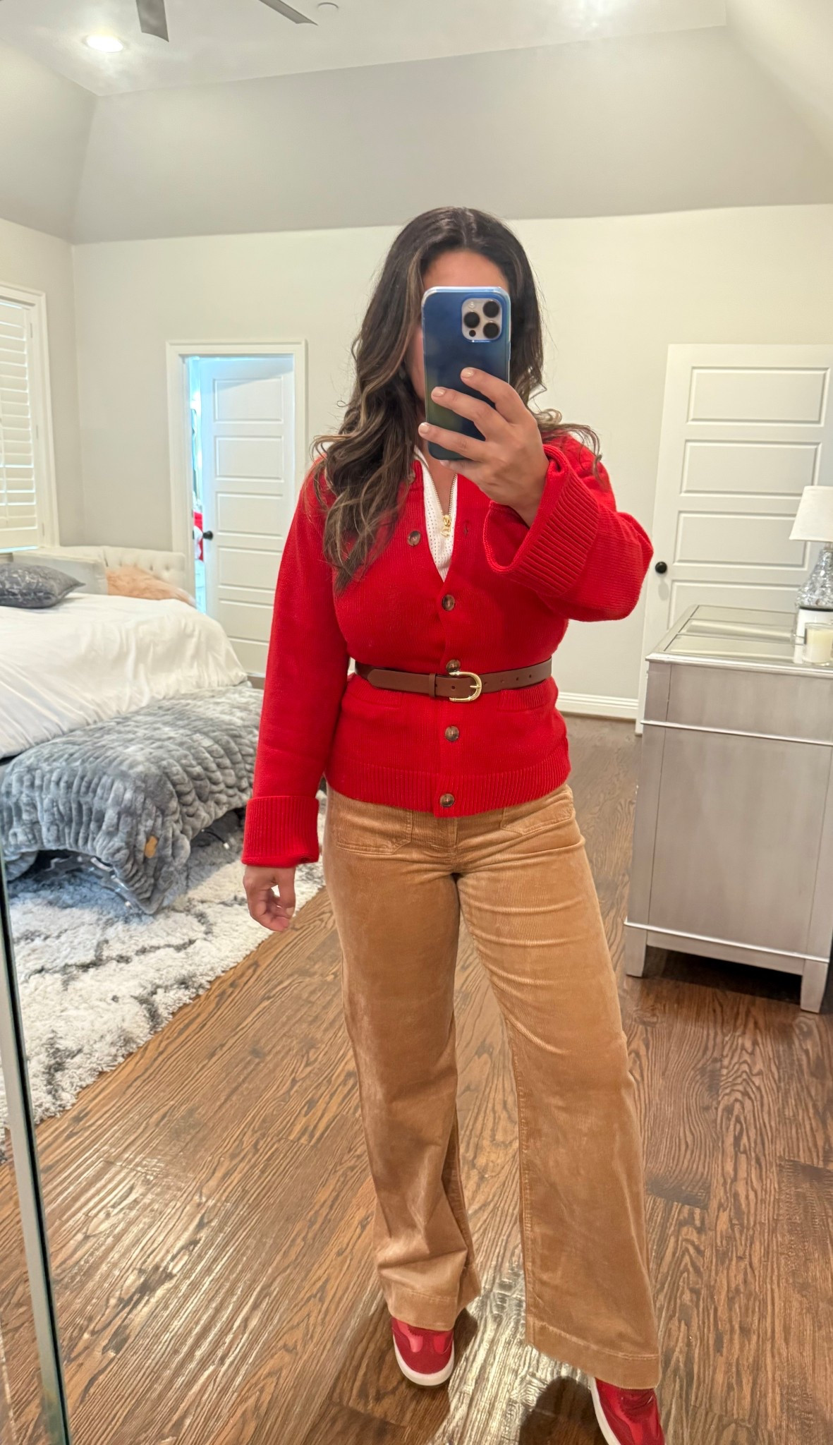 I’m heading to Paris next week (yay!) and I’m diving DEEP into fall fashion! I am bringing a mixture of cherry red, winter white, browns, camel, creams, burgundy, and black! 

This red sweater has big fun sleeves which I folded over for this look, but will be adorable with a blazer folded over to view. 

I’m wearing a small in the sweater and blouse and my normal jean size in the corduroy. 


#LTKTravel #LTKSeasonal #LTKHoliday