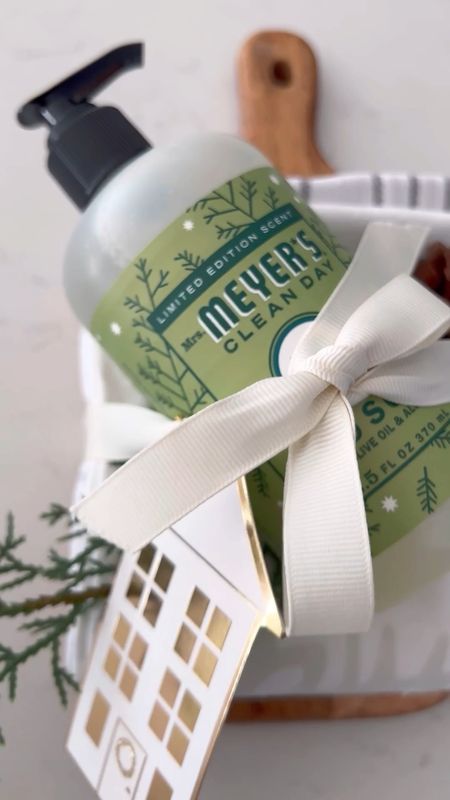 Holiday gift idea with @mrsmeyerscleanday @Target
#MrsMeyers #MrsMeyersPartner #Target #TargetPartner #ad holiday gift idea, holiday gift hacks , gift for family, gift for home 

#LTKHoliday #LTKGiftGuide #LTKSeasonal