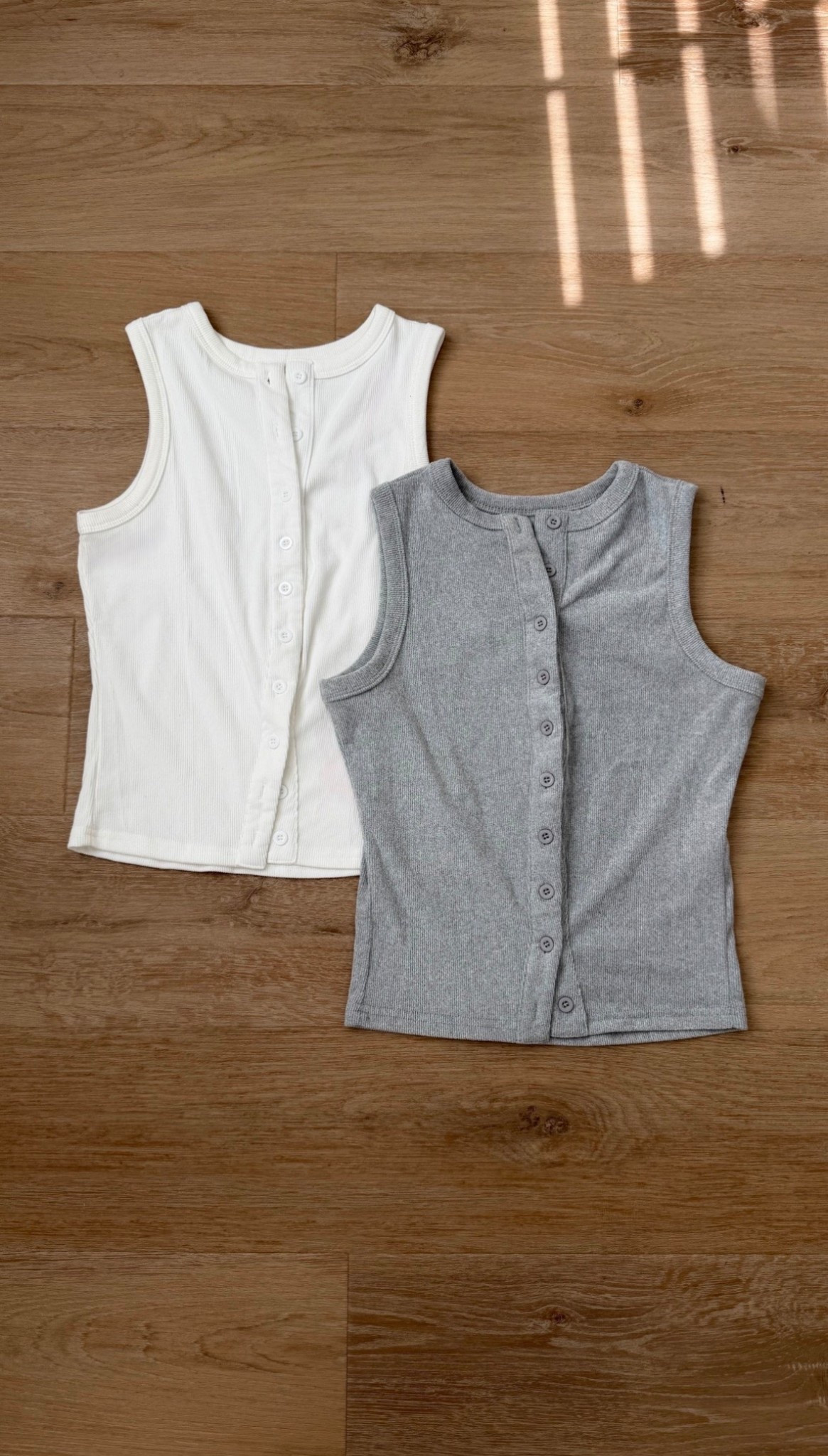 Button down tank tanks on Amazon now under 15! Wear smalls 

#LTKootd #LTKmomlife #LTKTravel