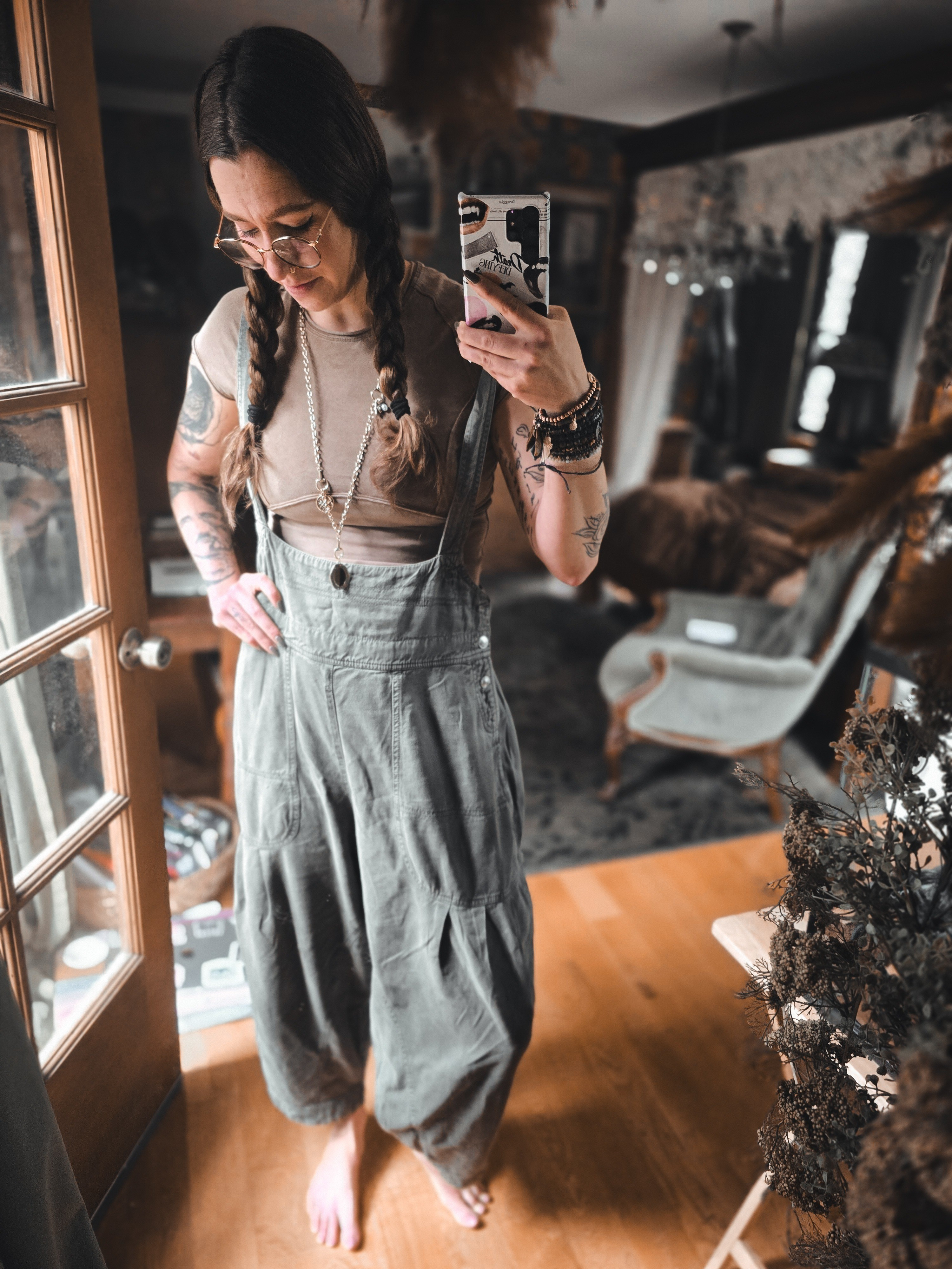 •• Comfy Sunday vibes •• #ootd #fitoftheday #style #freepeople

#LTKFindsUnder100 #LTKStyleTip #LTKBeauty