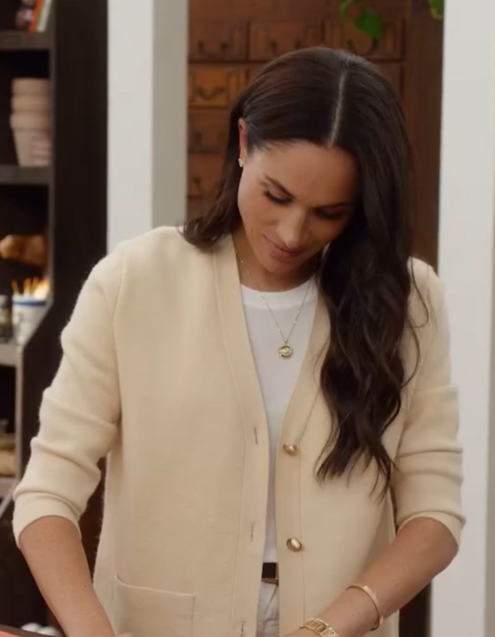 With love Meghan
Meghan Markle
Netflix
Celebrity Style
Look for less
Sweater

#LTKFindsUnder50 #LTKStyleTip #LTKFindsUnder100